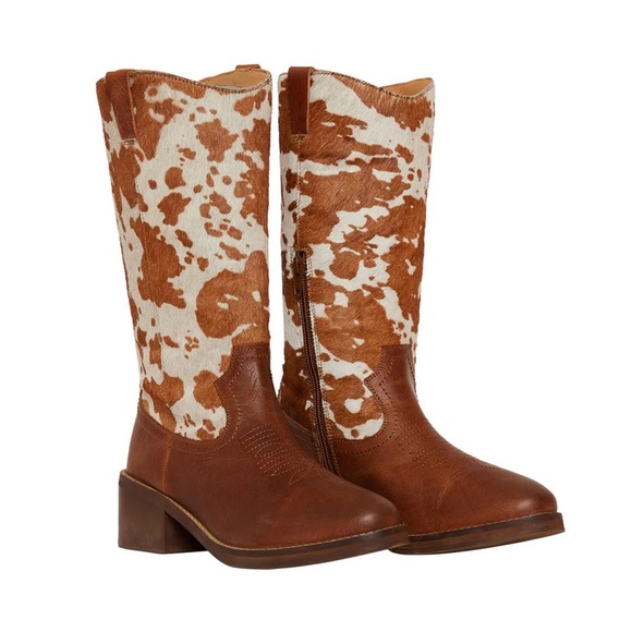 Myra Pointy Boots - Picture 2 of 5